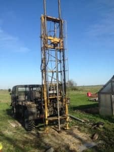 Архивный объект: Ломоносовском районе · глубина 38 м, дебит 1.5 м3/ч